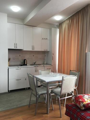 Бакурианский Андезит: AREA PARK Bakuriani