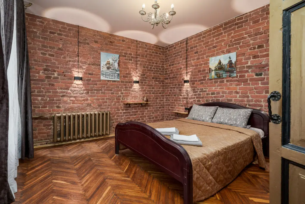 Апартаменты SREDNYAYA PODYACHESKAYA 6 APARTMENTS Просторные трехкомнатные апартаменты Park Lane Inn для 3-х взрослых — фото 1