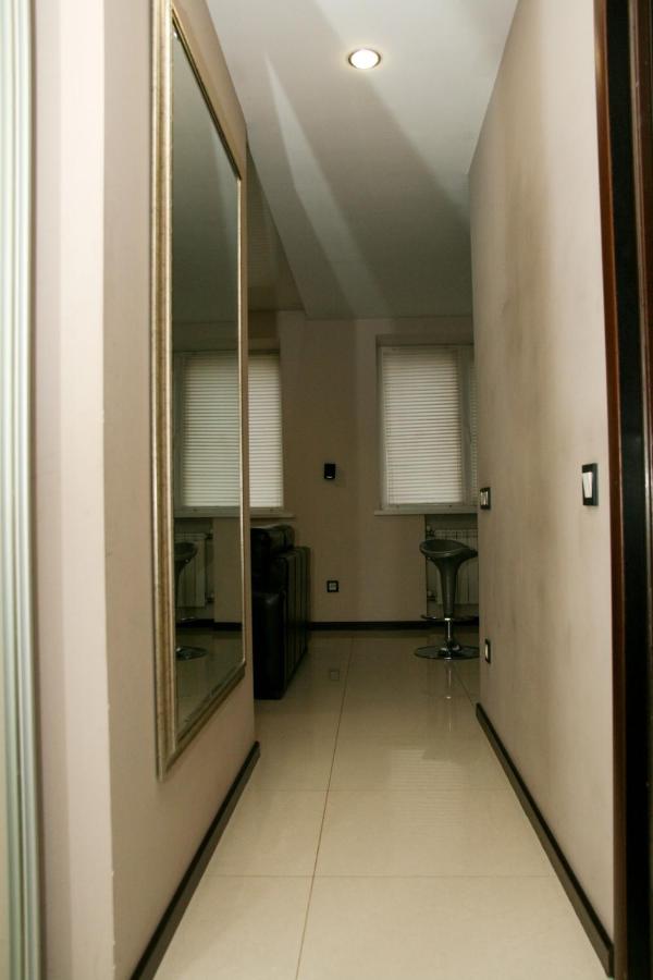 Волгоград: Apartment on Nevskaya 18