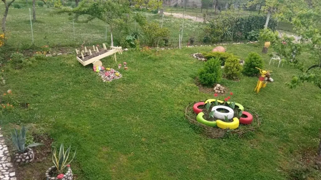 Мартвили: Guest House Nargo's garden