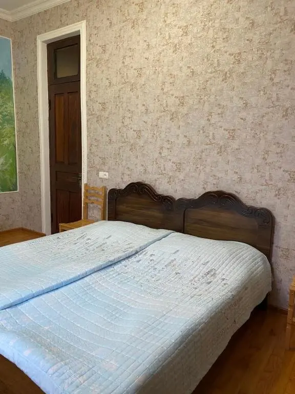 Мартвили: Guest House Champion