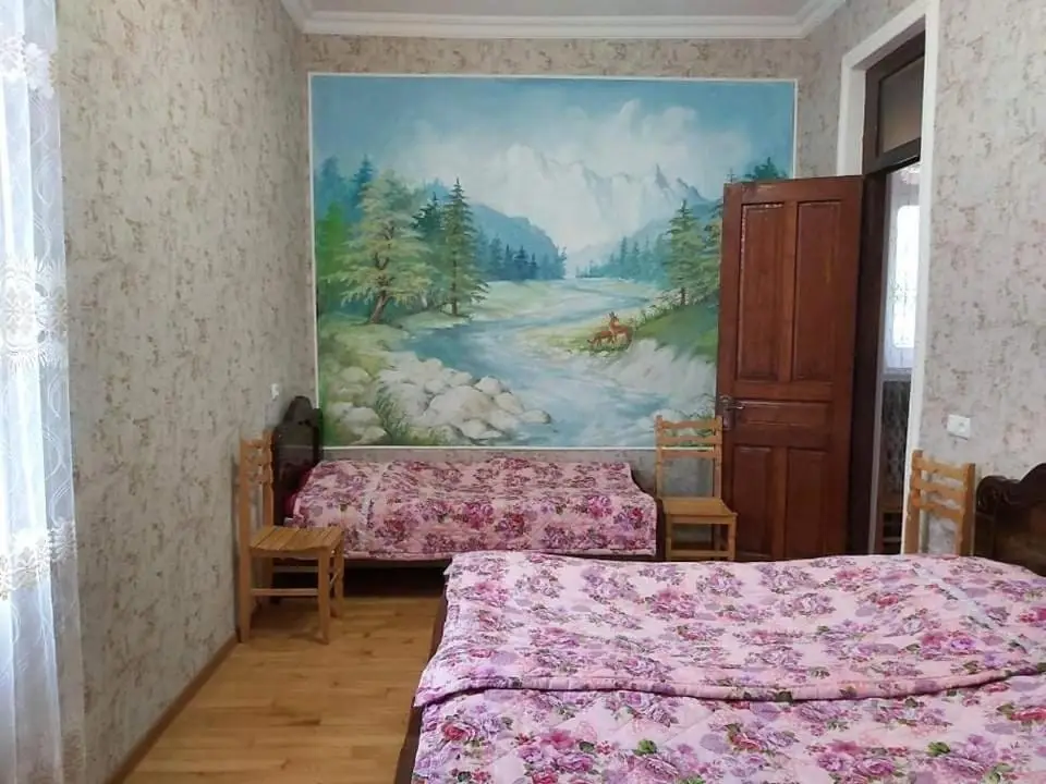 Мартвили: Guest House Champion