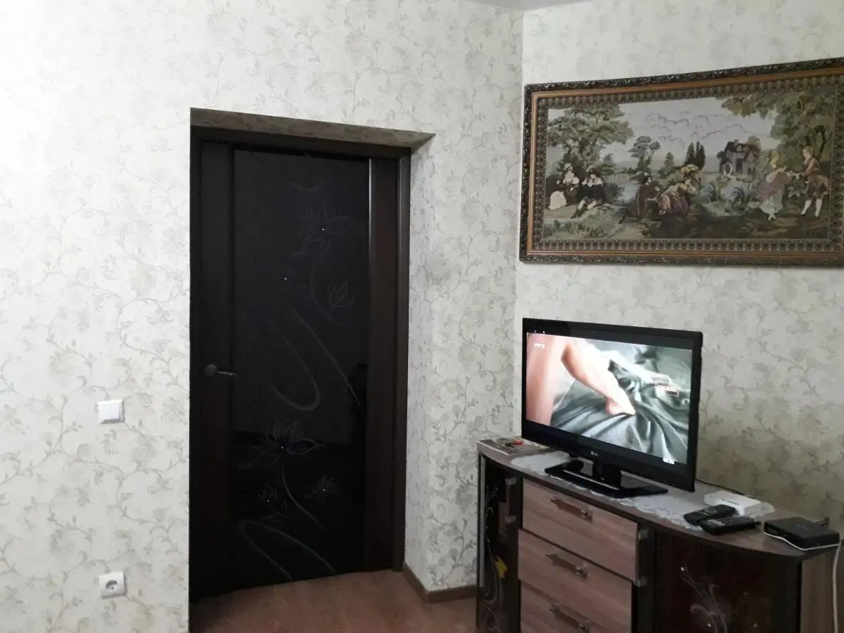 Волгоград: Apartment on 5 Novoremeslennaya