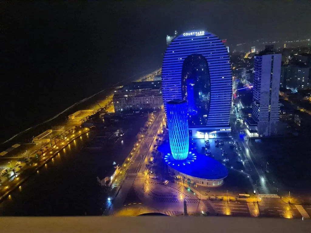 Батуми: batumi orbi twin towers - sea view