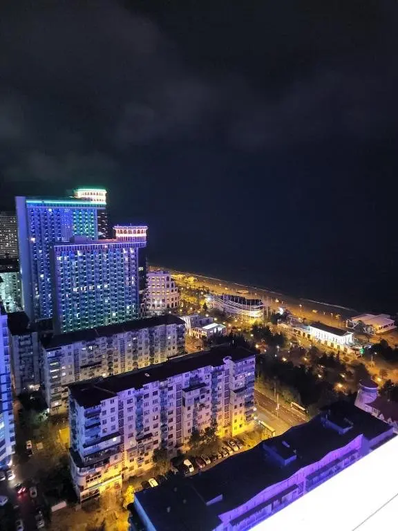 Батуми: batumi orbi twin towers - sea view