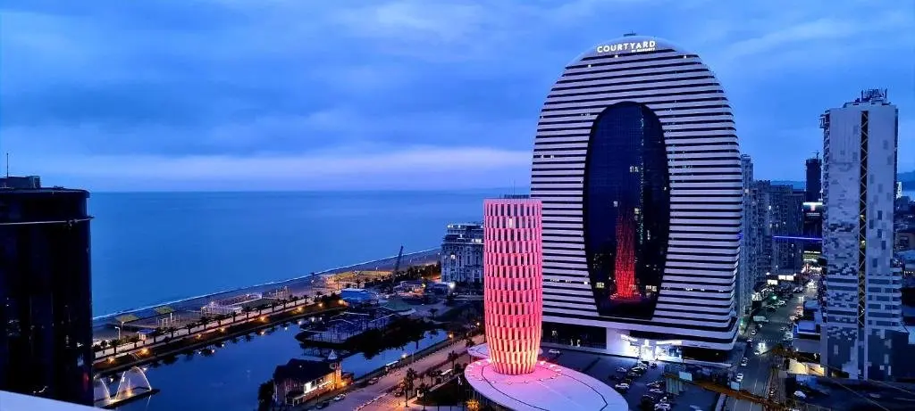 Батуми: batumi orbi twin towers - sea view
