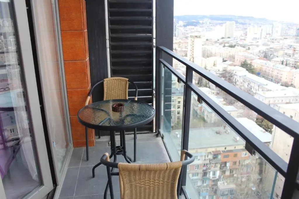 Тбилиси: VIP Apartment in Green Budapest complex. Tbilisi