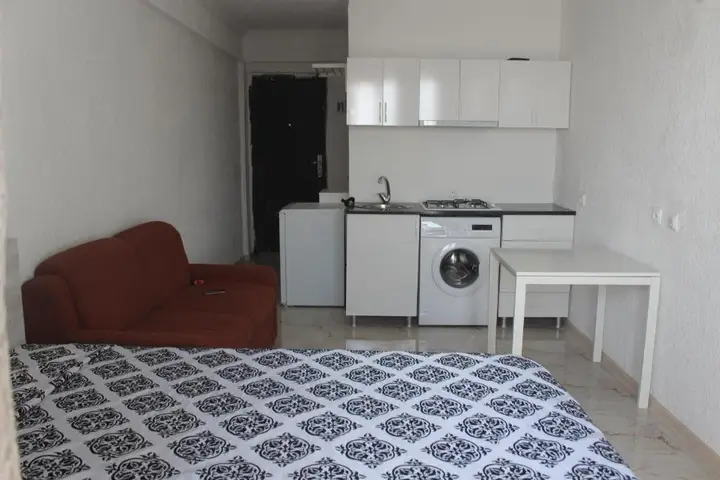Батуми: Apartment on the back sea (selazir)