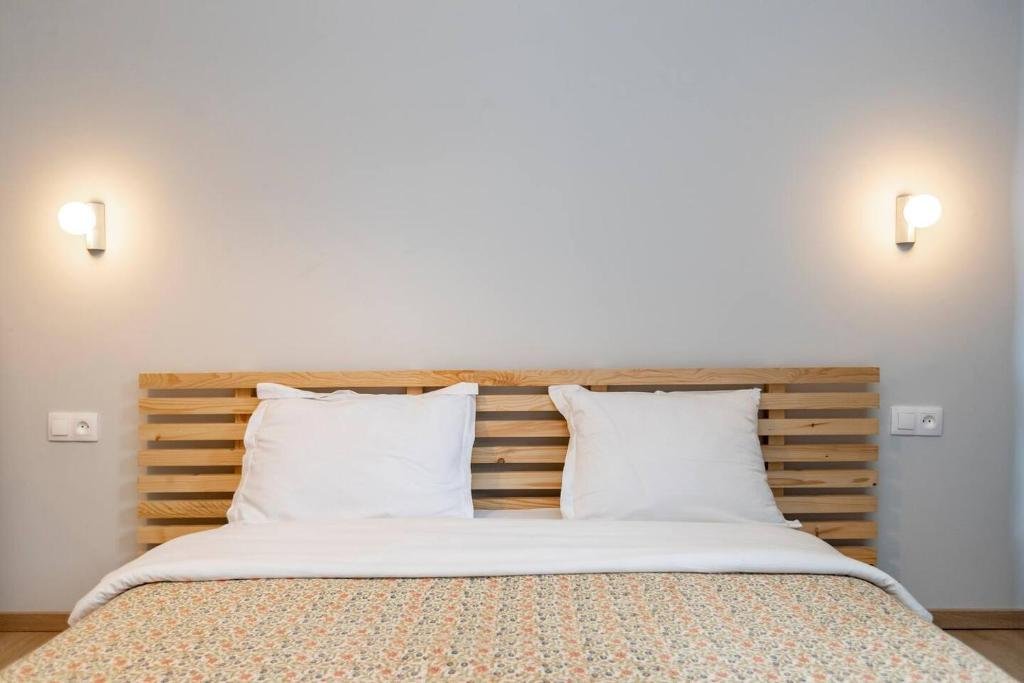 Бакуриани: Bright & Stylish Apt. in the Center of Bakuriani