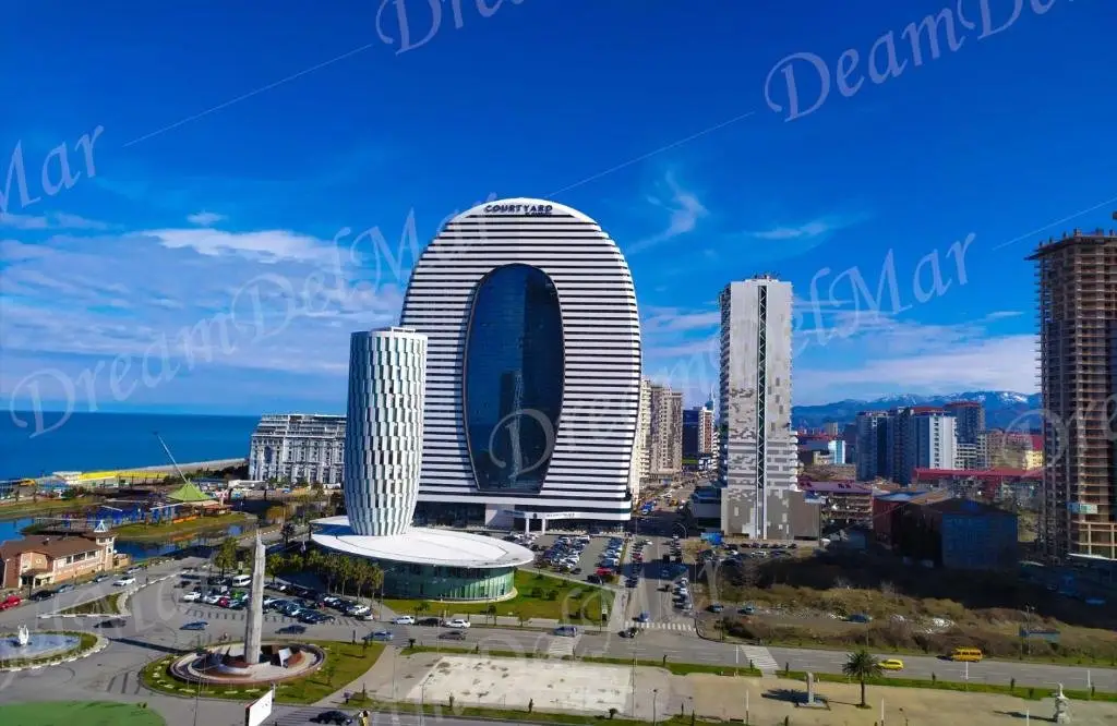 Батуми: Dream Del Mar Orbi City apartments with sea view