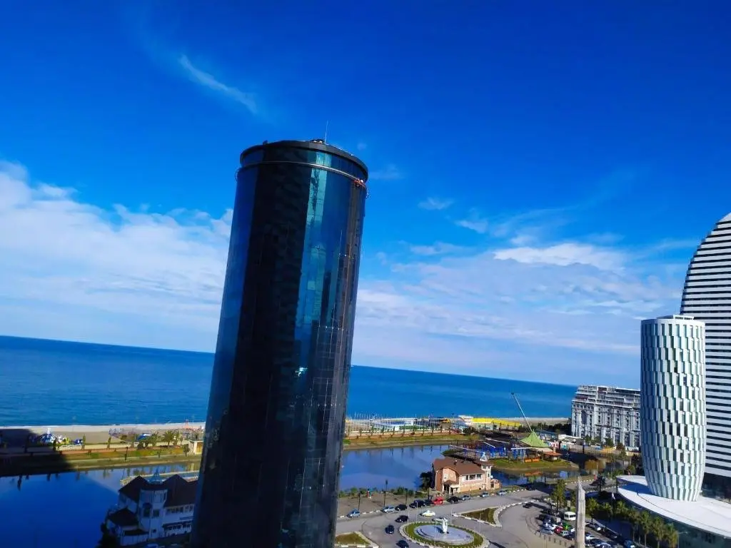 Батуми: Dream Del Mar Orbi City apartments with sea view