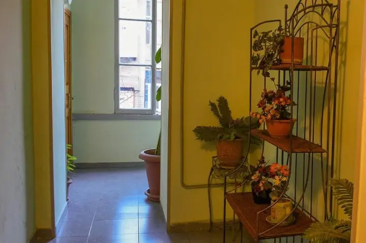 Тбилиси: Pisos Flat on Perovskaya Street