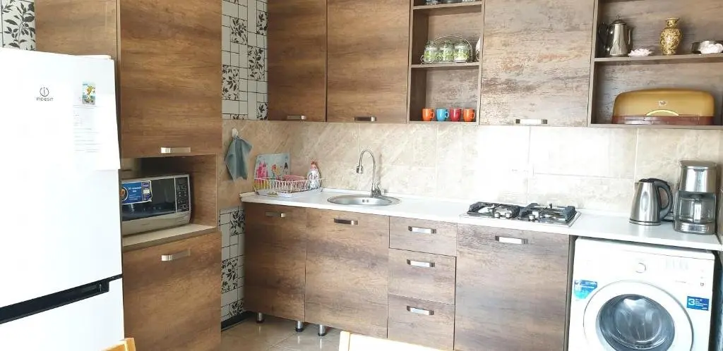 Тбилиси: apartment on khosharauli street