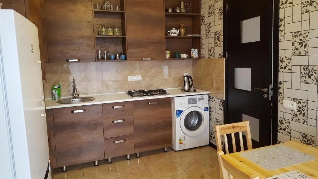 Тбилиси: apartment on khosharauli street