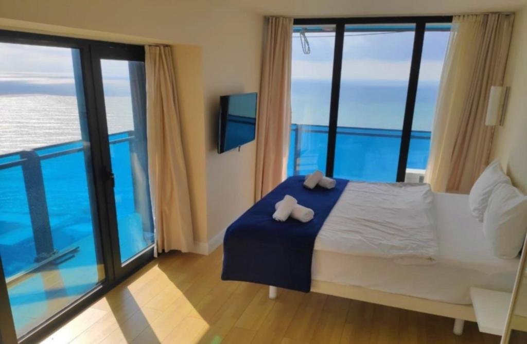 Батуми: Batumi City Aparthotel