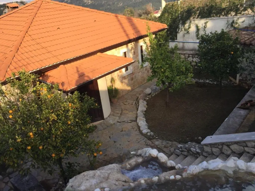 Геделлер: Villa Antalya Esiyok