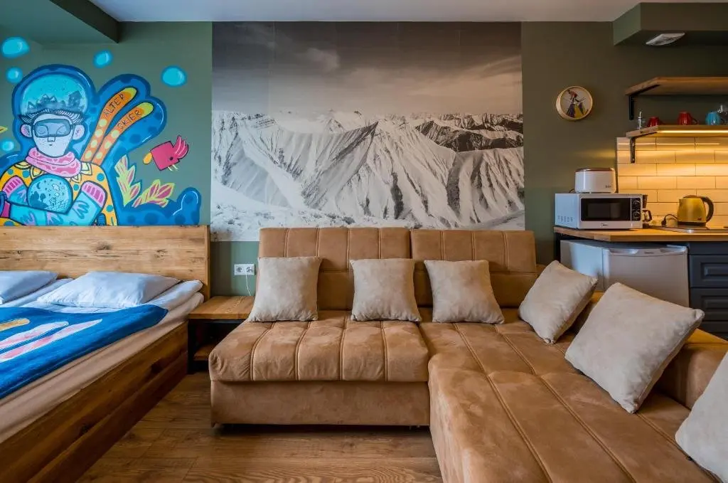 Гудаури: Alteroom New Gudauri, Loft 2. Near Gondola lift
