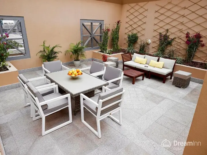 Дубай: Dream Inn Dubai Apartments - Claren Downtown Private Terrace