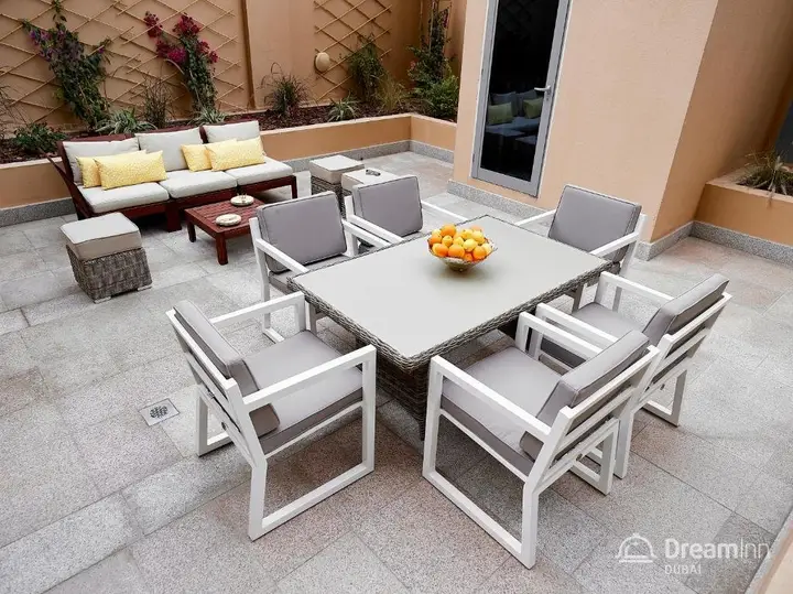 Дубай: Dream Inn Dubai Apartments - Claren Downtown Private Terrace
