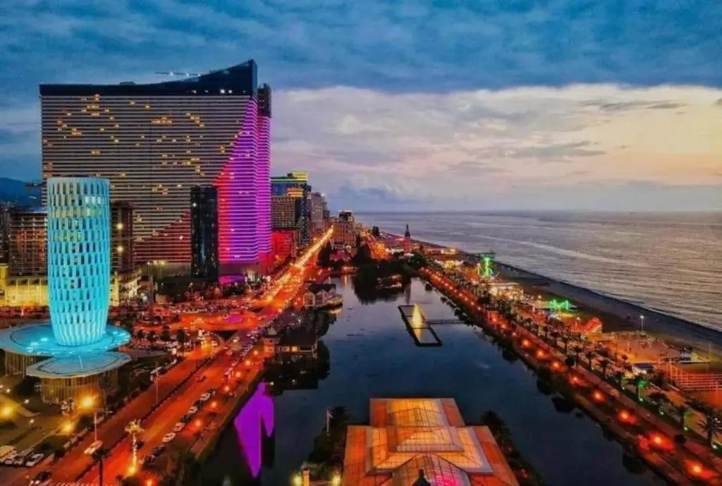 Батуми: Orbi Sea View Aparthotel