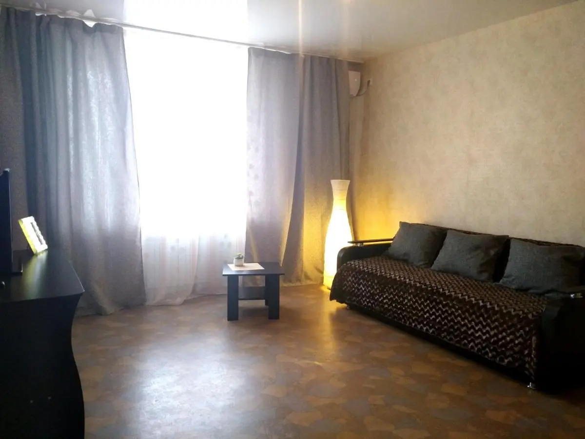 Волгоград: One-Bedroom na 30let Pobedy 15d