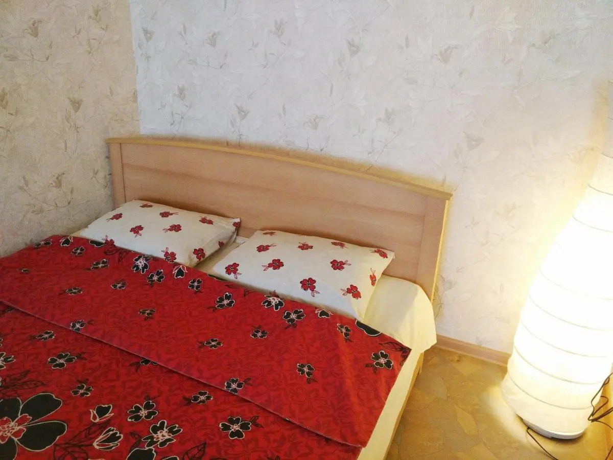 Волгоград: One-Bedroom na 30let Pobedy 15d