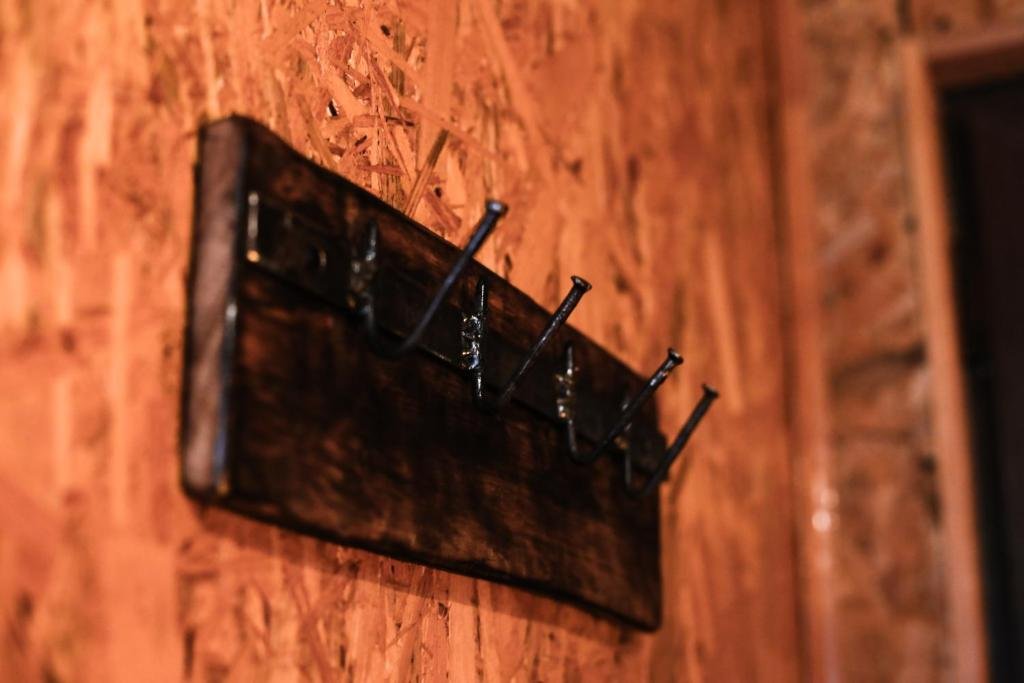 Степанцминда: Wooden Hotel Kazbegi
