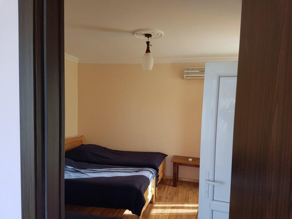 Букнари: Gio Guest House