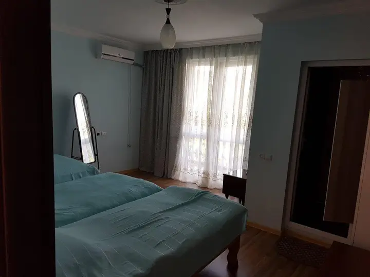 Букнари: Gio Guest House