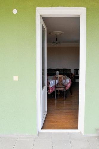 Анаклия: Luka House