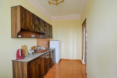 Анаклия: Luka House