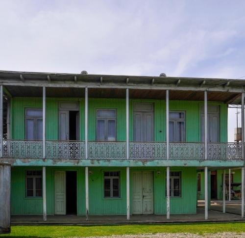 Анаклия: Rolandi House