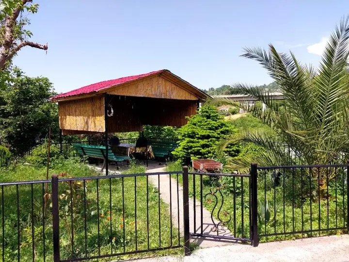 Чакви: Lana's Guest House