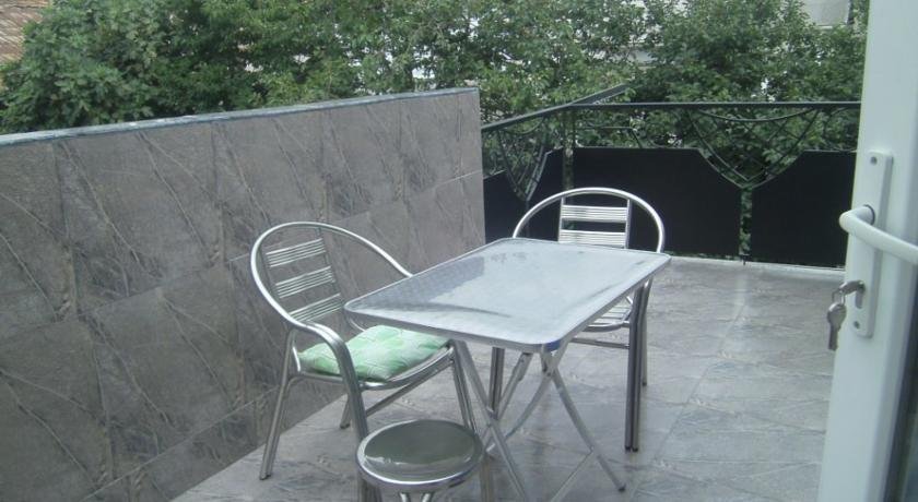 Батуми: Guest House on Parnavaz Mepe 7