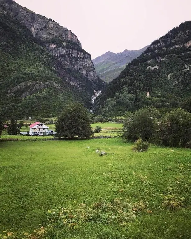 Местиа: Givi Kakhiani's Guesthouse