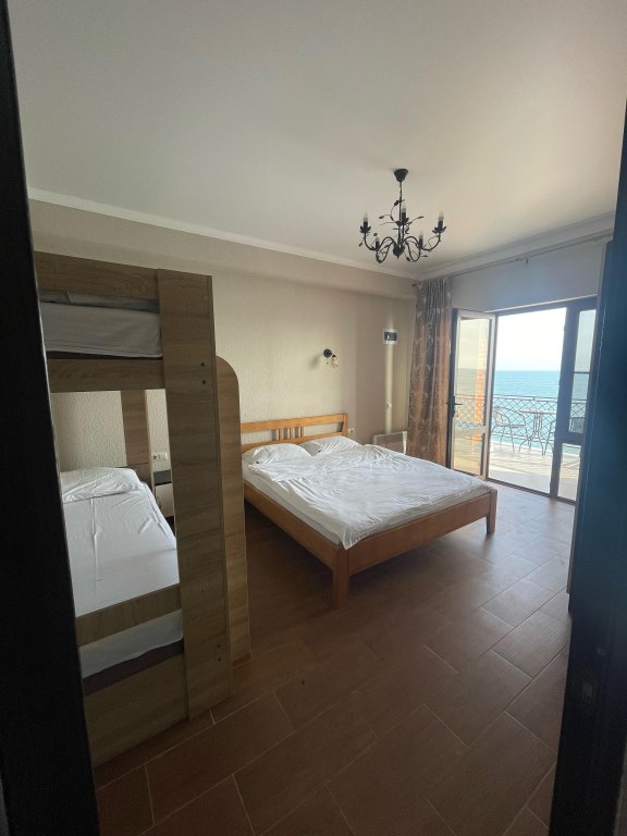 Новый Афон: Мини-отель Leon Beach Hotel