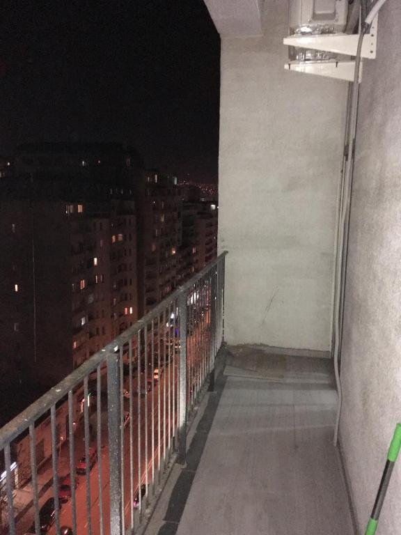 Тбилиси: Flat on Saburtalo