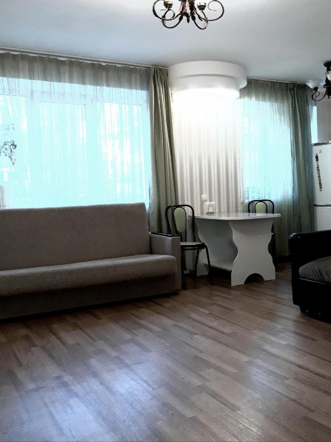 Волгоград: Apartments on Parhomenko st.
