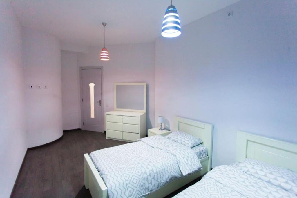 Тбилиси: Tbilisi City Center Luxury Apartment #9