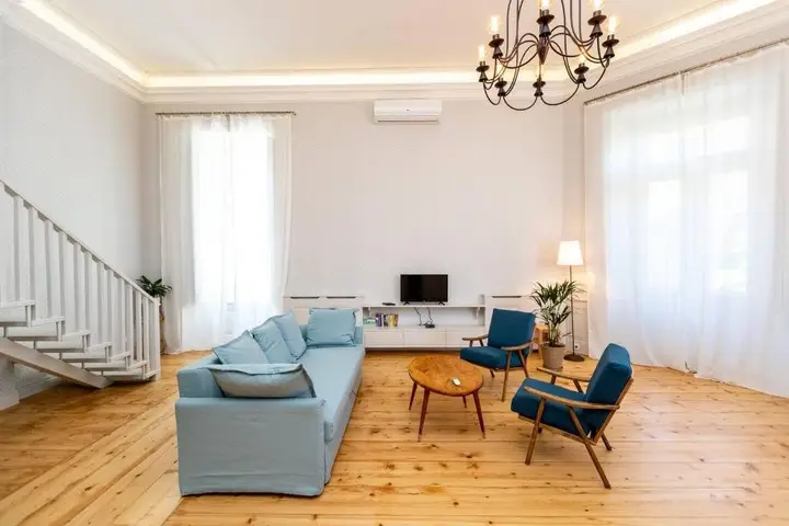 Тбилиси: Wehost Spacious Apartment
