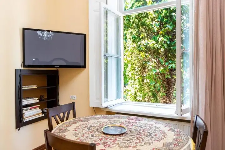 Тбилиси: Wehost Apartment Antique