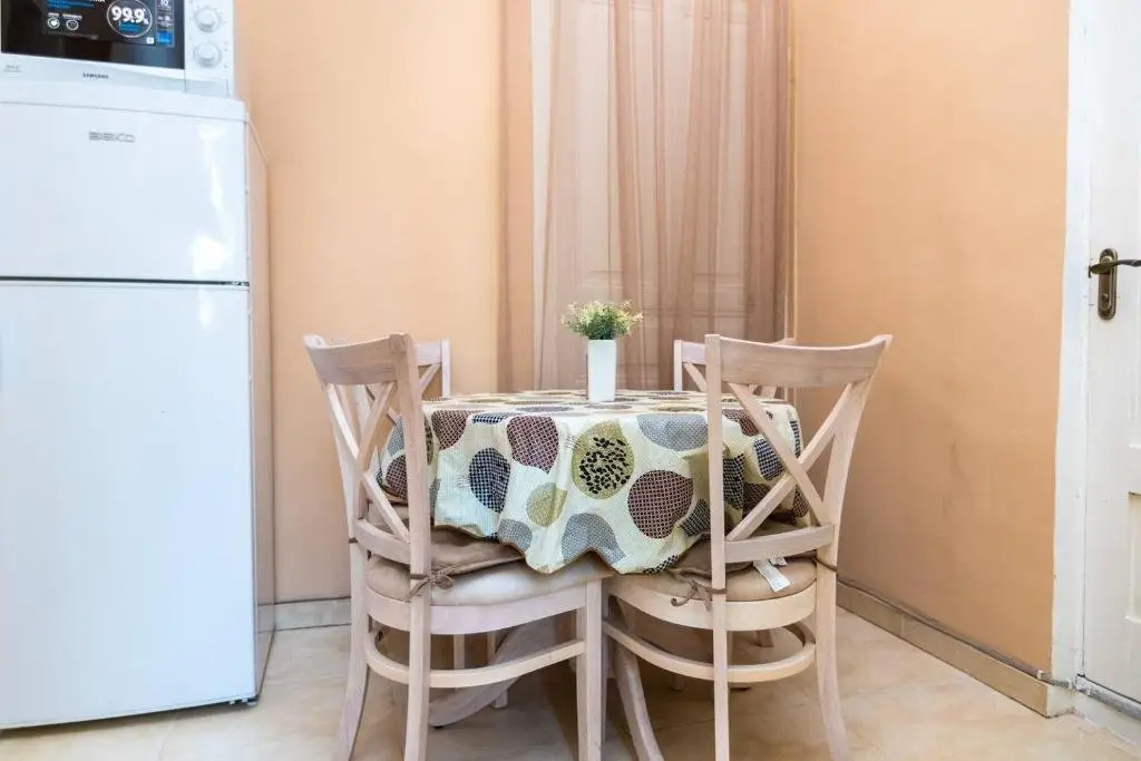 Тбилиси: Wehost Apartment Antique