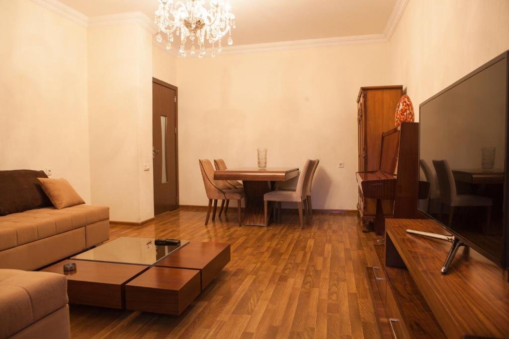 Тбилиси: Apartment Old Street N-7