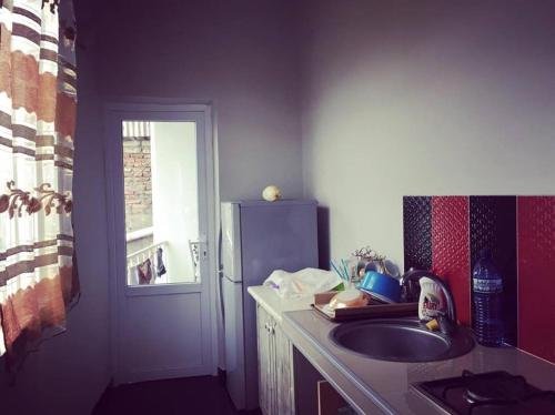 Кобулети: Guest House KOSTAVA STREET N13