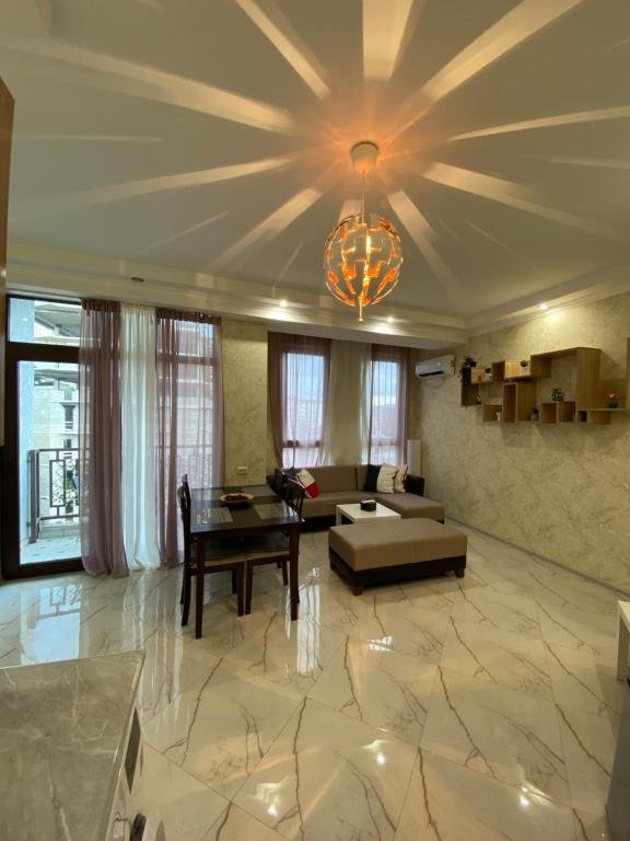 Кутаиси: Rustaveli Apartment 113