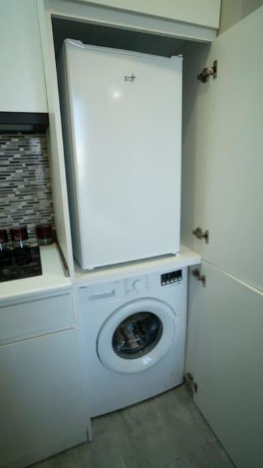 Батуми: Leo Group Apartment 14-306b Sunrise Batumi