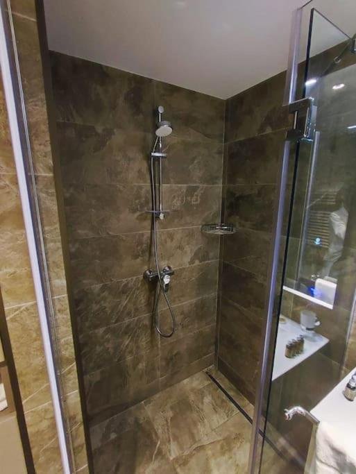 Батуми: Leo Group BEST STUDIO 2107 Alliance Palace
