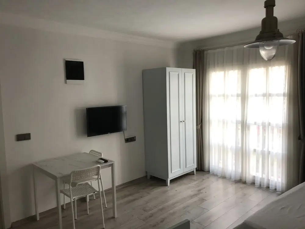 Чешме: Muharrembey Otel