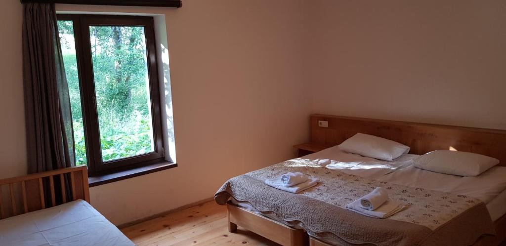 Местиа: Nanila Guesthouse