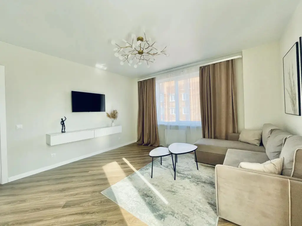 Vegas apartments (Вегас апартментс) на улице Надежды Сусловой 22а — фото 1